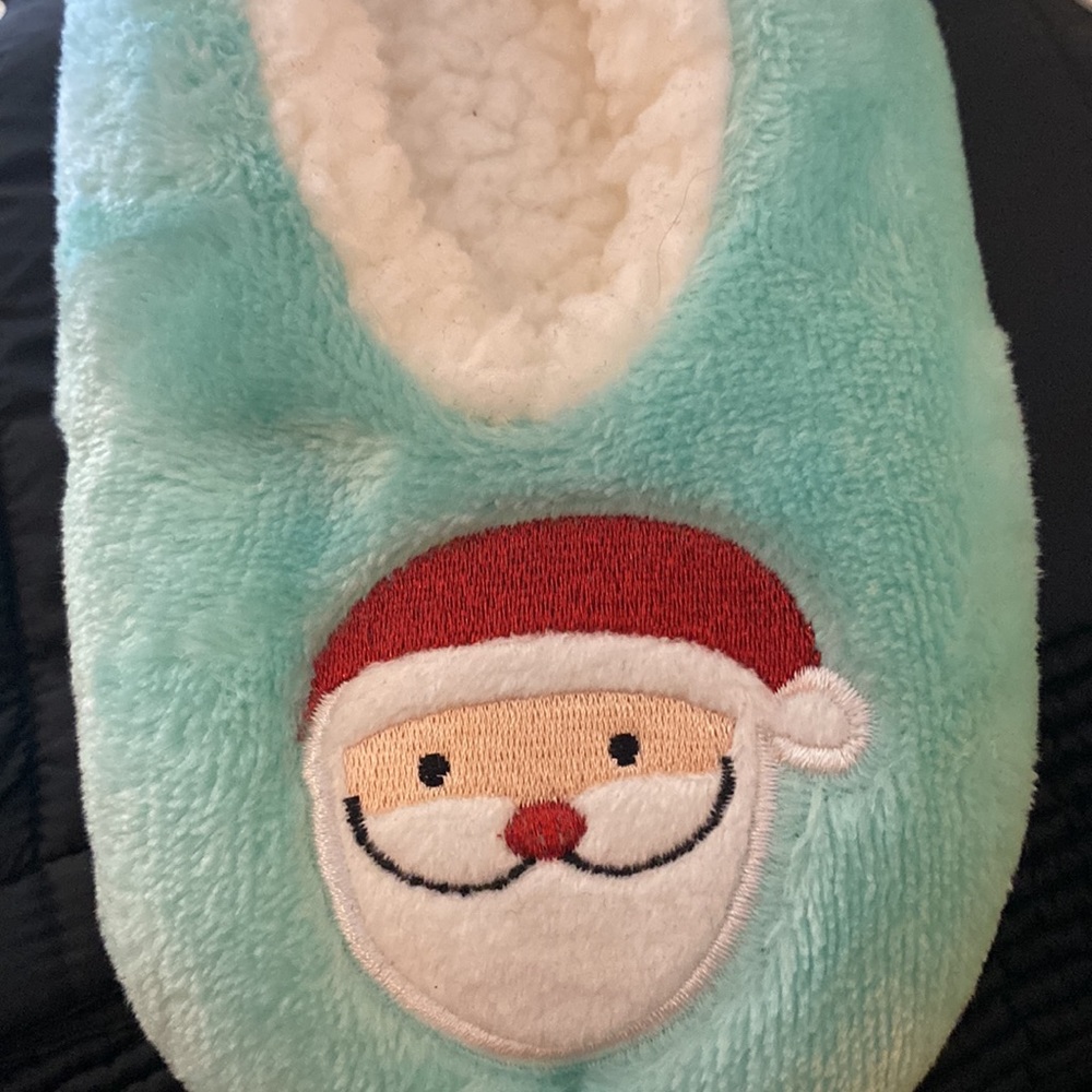 Santa Slipper Socks - Picture 2 of 3